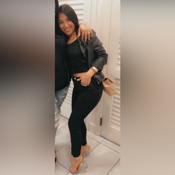 ⚡️Live Show Listing⚡️ - Picture 4 of 11